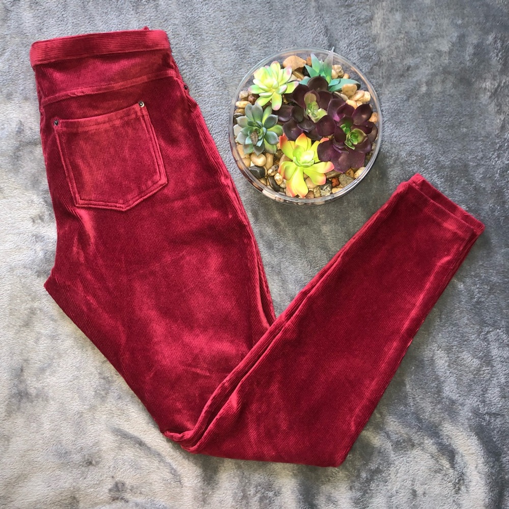 Burgundy corduroy MeMoi skinny pants size M/L
